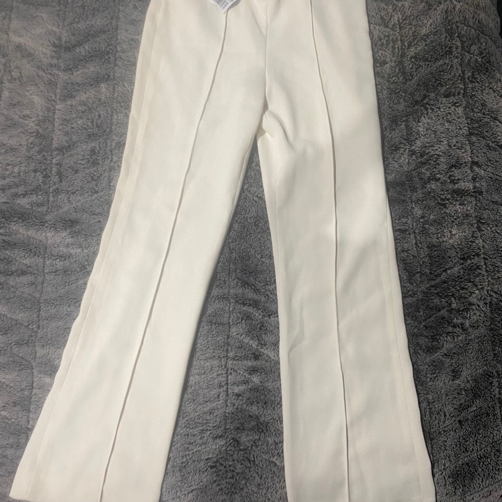 Ming pantsuit 👖
